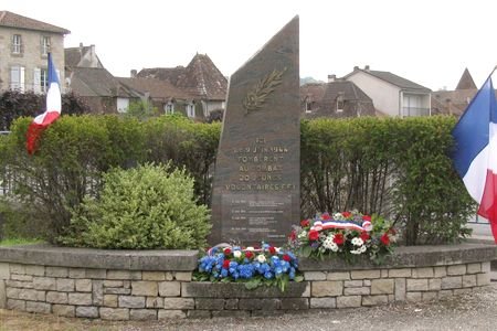 Gedenkstein der Maquisards (© Philippe Gawski, Mémorial Genweb) 