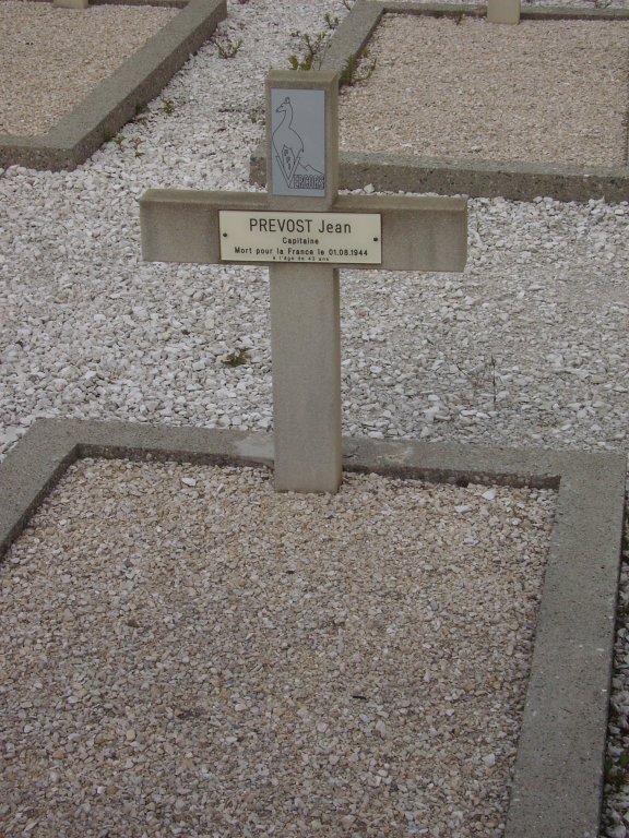 Grab auf dem Nationalfriedhof Saint-Nizier