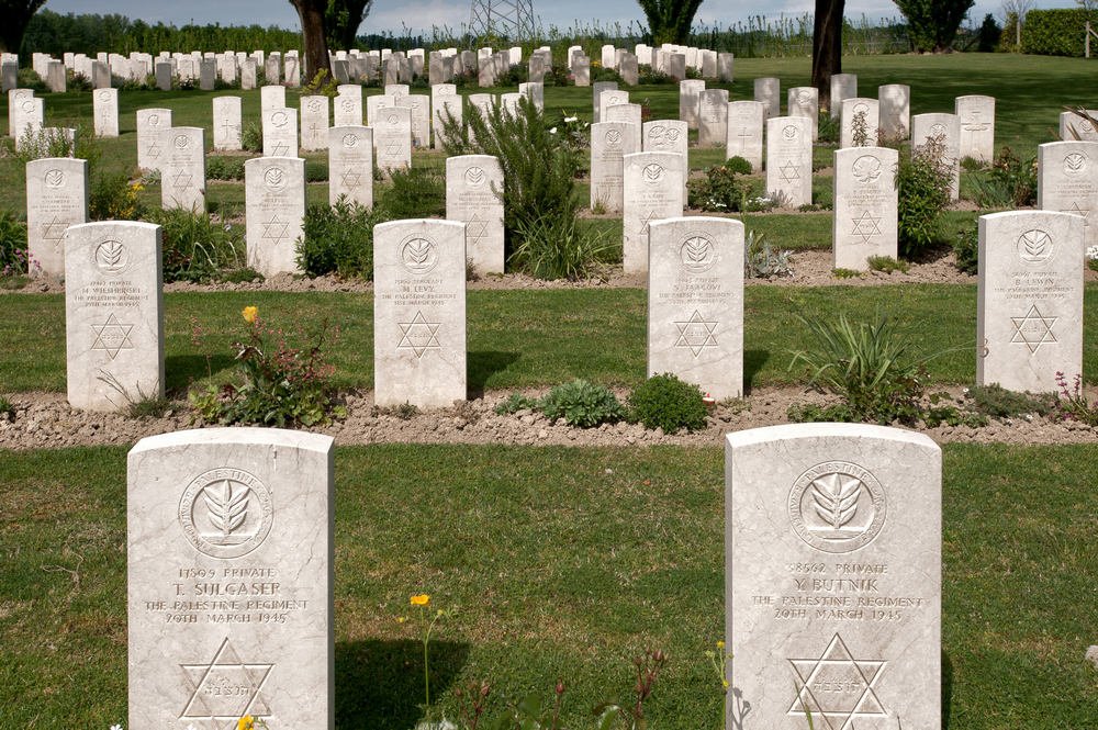 Gräber der Mitglieder der Jüdischen Brigade