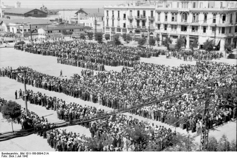 Zwangsrekrutierung der Juden auf dem Eleftheria-Platz, Foto: Bundesarchiv, Bild 101I-168-0894-19A / Dick / CC-BY-SA 3.0